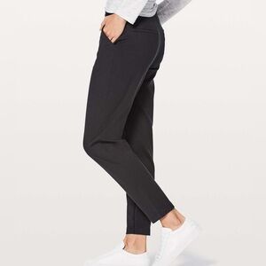 Lululemon city trek pants black size 4